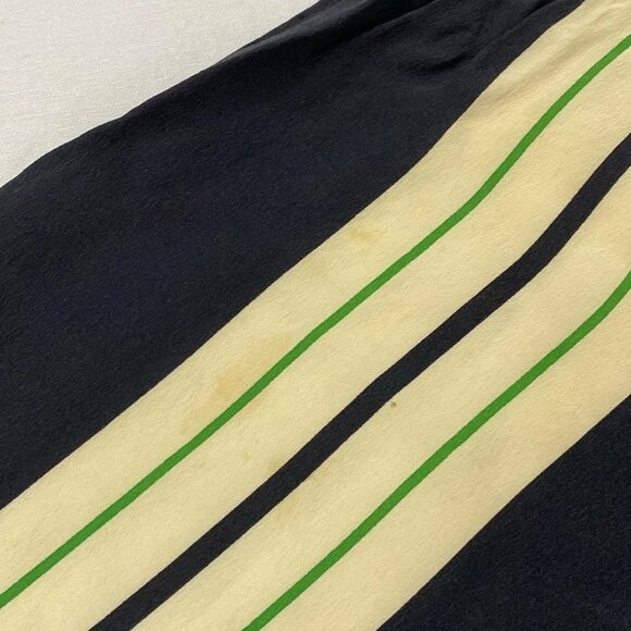 Auth CHANEL - Green Cream Navy Silk Scarf - Picture 2 of 14